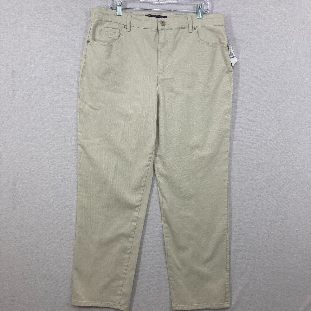New Gloria Vanderbilt size 18 Cream Beige High Rise Straight Leg Stretch Jeans